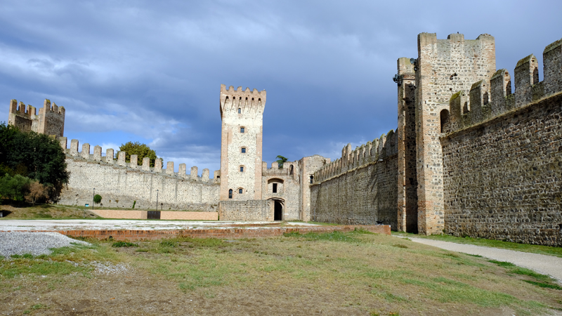 2017-09-02_161306 trentino-suedtirol-2017.jpg - Este - Stadtmauer